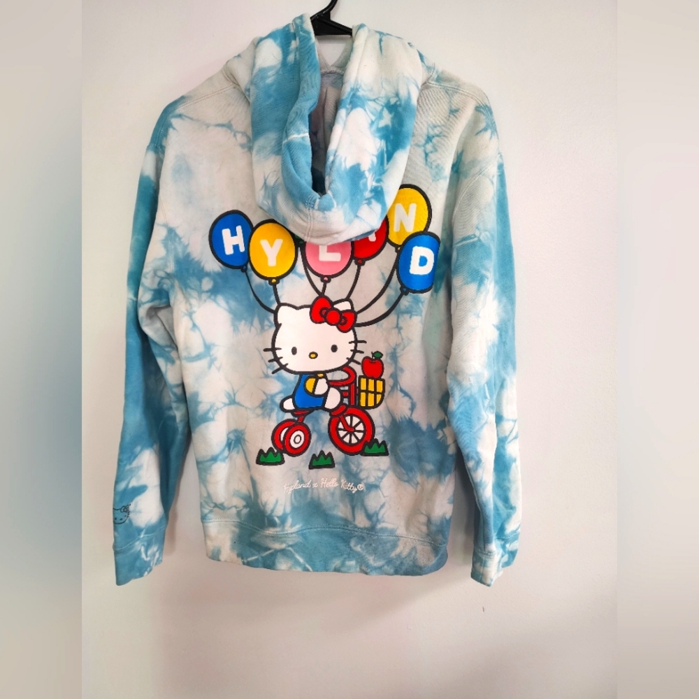 HYPLAND X HELLO KITTY Sweatshirt